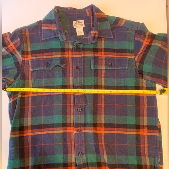 L.L. Bean Cotton Flannel, Traditional Fit - Picture 3 of 10